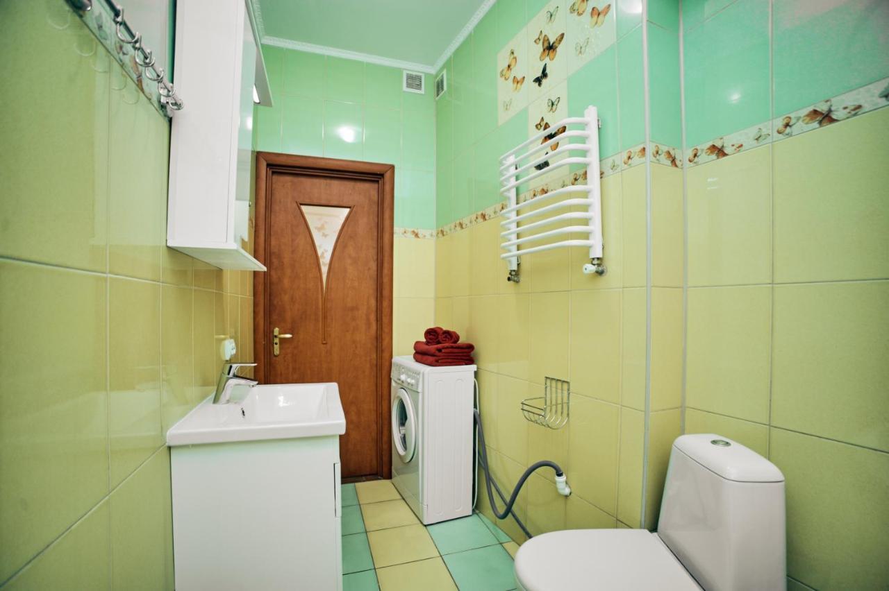 Apartments Near Potocki Palace Λβιβ Εξωτερικό φωτογραφία