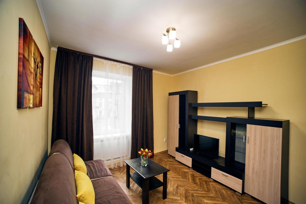 Apartments Near Potocki Palace Λβιβ Εξωτερικό φωτογραφία