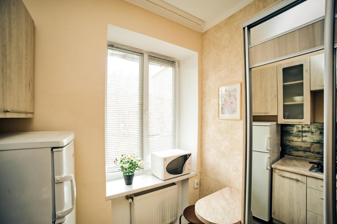Apartments Near Potocki Palace Λβιβ Εξωτερικό φωτογραφία